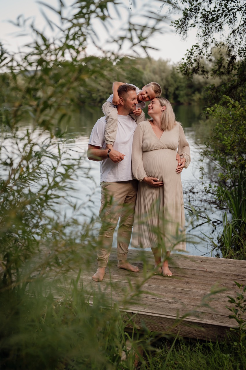 Babybauchfotos Göttingen Outdoorshooting Homestory Familienfotos